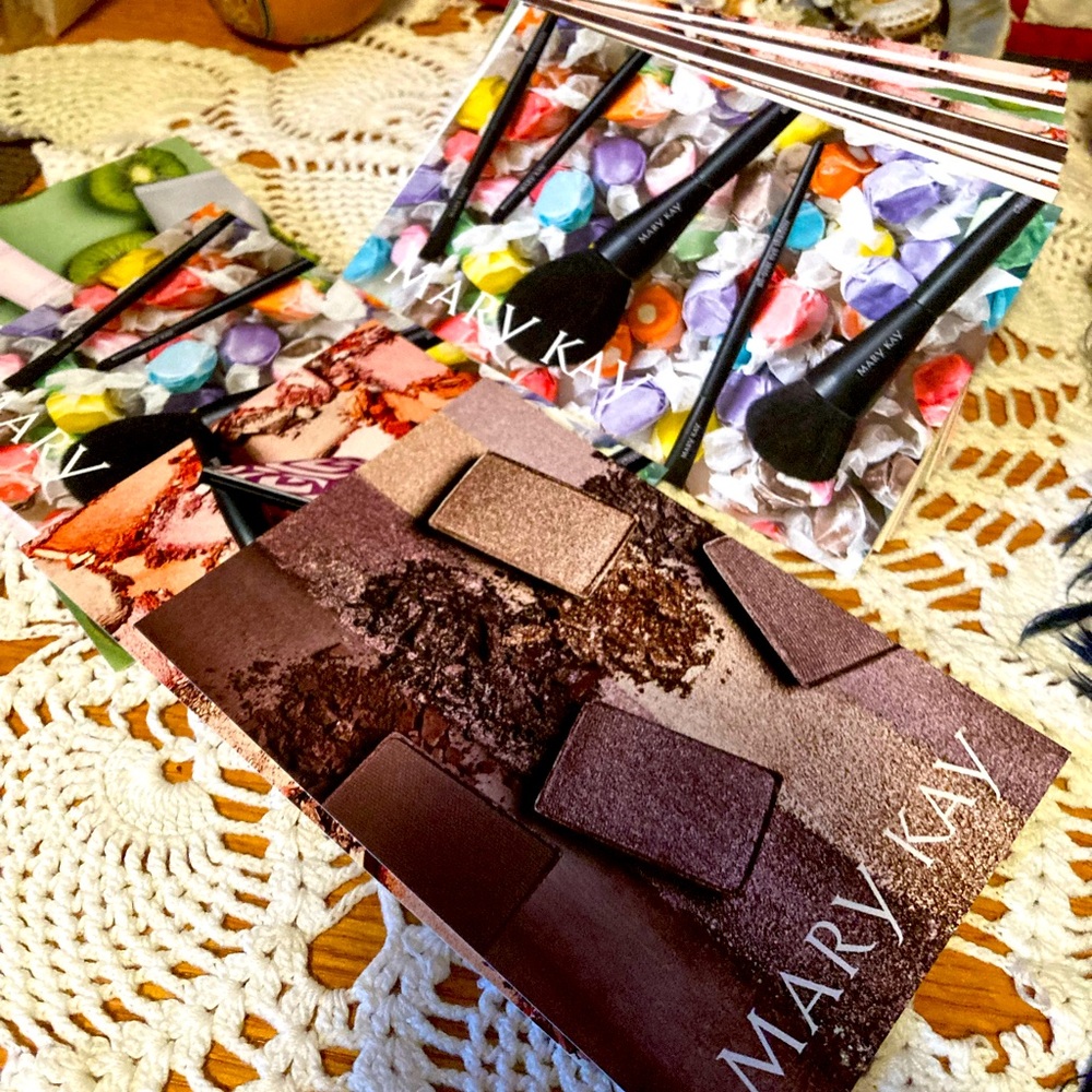 🎉 POSTCARDS, Set of 15 per Package‼️🎉 for MaryKay Consultants Business Tools‼️